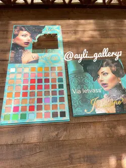 سایه 64 رنگ اورجینال از برند via letvass