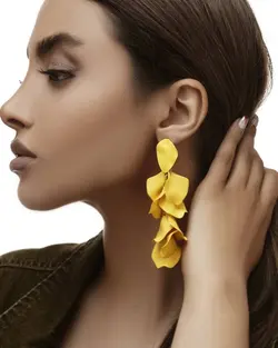 گوشواره گلبرگ