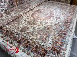 طرح خطیبی قلم رج۴۰ حاشیه و گل ابریشم اندازه جفت ۹ متری