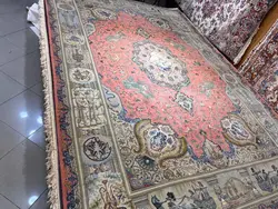 فرش دستباف طرح نامی کارکرده در حد نو رج ۶۰ چله و گل ابریشم تک ۹ متری