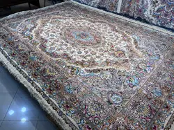 فرش طرح خطیبی سیمرغی جدید رج 55 چله و حاشیه‌ و گل ابریشم