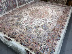 طرح خطیبی جدید گلدانی رج ۴۰ چله و حاشیه‌ و گل ابریشم اندازه تک ۹متری