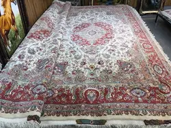 قالی طرح خطیبی گل ابریشم رج ۳۰ اندازه جفت 6 متری