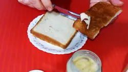 عسل خامه ای شده اصل creamy honey