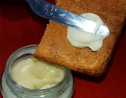 عسل خامه ای شده اصل creamy honey