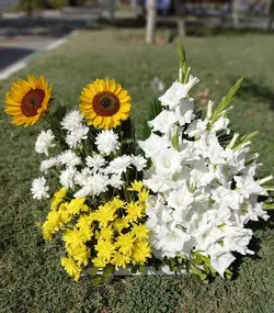 رومیزی ترحیم افتابگردان گلایول داودی