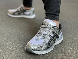 کتانی اسیکس تبریز نقره ای مشکی