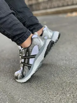 کتانی اسیکس تبریز نقره ای مشکی