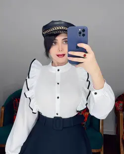 شومیز جلو چین دار دور مشکی