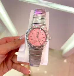 ساعت امگا منهتن صفحه صورتی