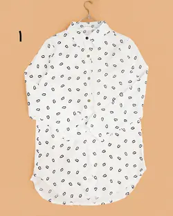 شومیز نخی سفید طرح دار | پوشاک دارکوب