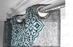 پرده دکوپیک کد 22 به همراه یک عدد کوسن