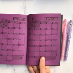 دفتر نقطه ای برگه رنگی لوتوس