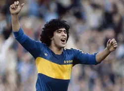 لباس کلاسیک بوکا جونیورز 1982-1981 کیت اول