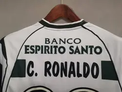 لباس کلاسیک اسپورتینگ لیسبون 2003-2001 کیت اول