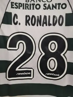 لباس کلاسیک اسپورتینگ لیسبون 2003-2001 کیت اول