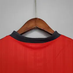 لباس کلاسیک اسپانیا 1996 کیت اول