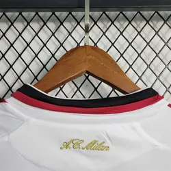 لباس کلاسیک میلان 2010-2009 کیت دوم