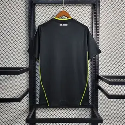 لباس کلاسیک رئال مادرید 2011-2010 کیت دوم