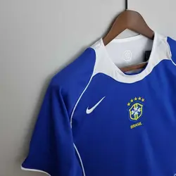 لباس کلاسیک برزیل 2004 کیت دوم