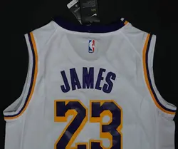 لباس سفید لس آنجلس لیکرز 2020 اسوسیشن ادیشن