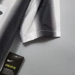 لباس کلاسیک یوونتوس 12-2011