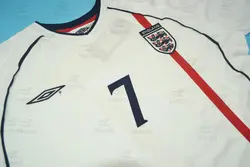 لباس کلاسیک انگلیس 2002