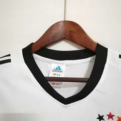 لباس کلاسیک آلمان 2002