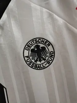 لباس کلاسیک آلمان 1992 کیت اول