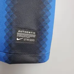 لباس کلاسیک اینترمیلان 2011-2010 کیت اول