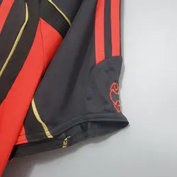 لباس کلاسیک میلان 2007-2006 کیت اول