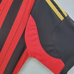 لباس کلاسیک میلان 2014-2013 کیت اول