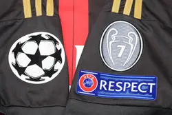 لباس کلاسیک میلان 2014-2013 کیت اول