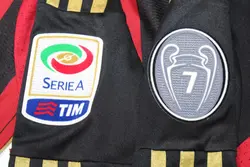 لباس کلاسیک میلان 2014-2013 کیت اول