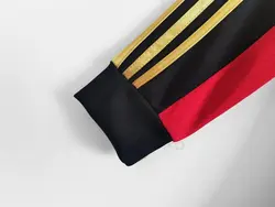 لباس کلاسیک میلان 2014-2013 کیت اول