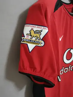 لباس کلاسیک منچستریونایتد 2004-2002