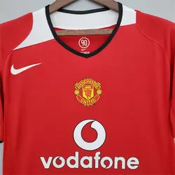 لباس کلاسیک منچستریونایتد 2006-2004