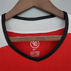 لباس کلاسیک منچستریونایتد 2006-2004