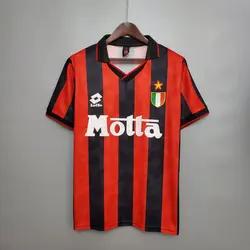 لباس کلاسیک میلان 1994-1993 کیت اول