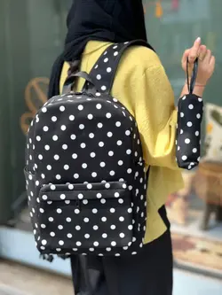ست کوله پشتی و جا مدادی خال خالی مشکی سفید