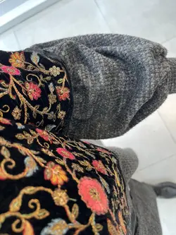 مانتو بابونه گلدوزی ذغالی