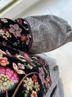 مانتو بابونه گلدوزی طوسی روشن