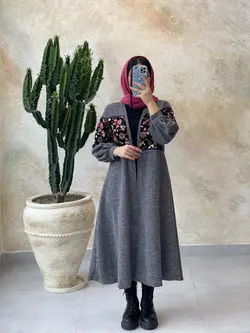 مانتو بابونه گلدوزی طوسی روشن