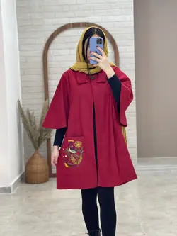 پالتو شنلی قرمز