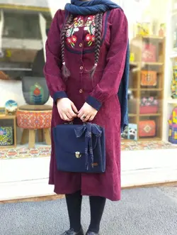 مانتو ملیسا کبریتی گلدوزی شده زرشکی سایز4