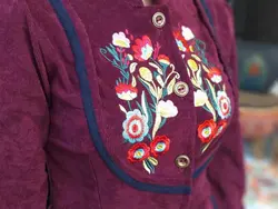 مانتو ملیسا کبریتی گلدوزی شده زرشکی سایز4