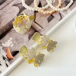 کلیپس دم اسبی پروانه