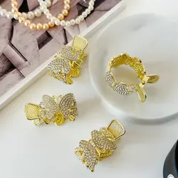 کلیپس دم اسبی پروانه