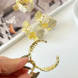 کلیپس دم اسبی پروانه