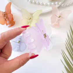 کلیپس پروانه شمعی یخی